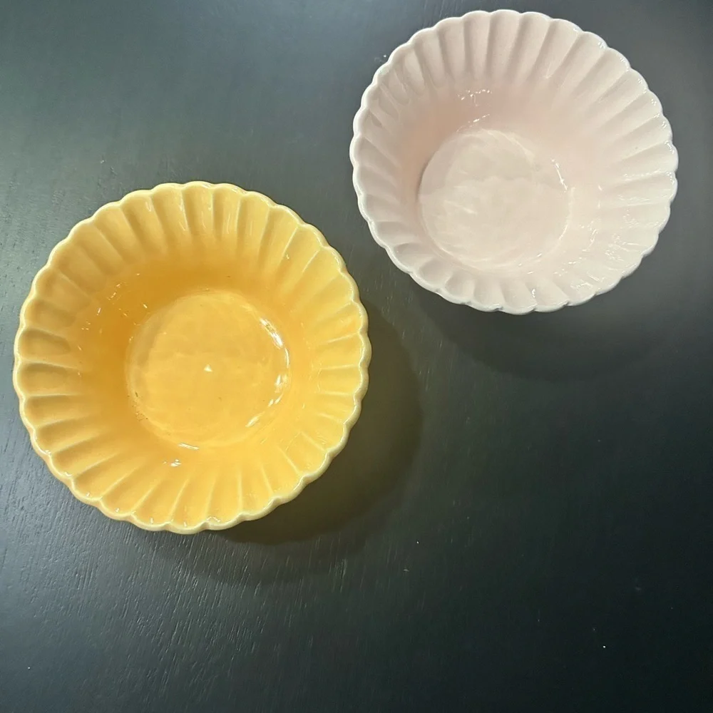 Crate and Barrel scalloped bowl set​​​​​​